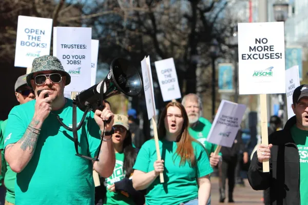 WFSE local 304 members at seattle colleges