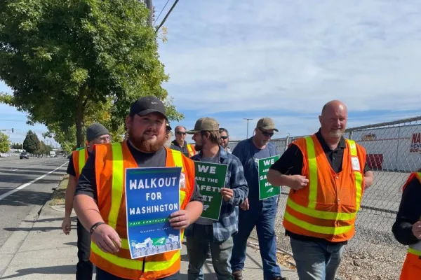 WSDOT workers during the walkout for washington