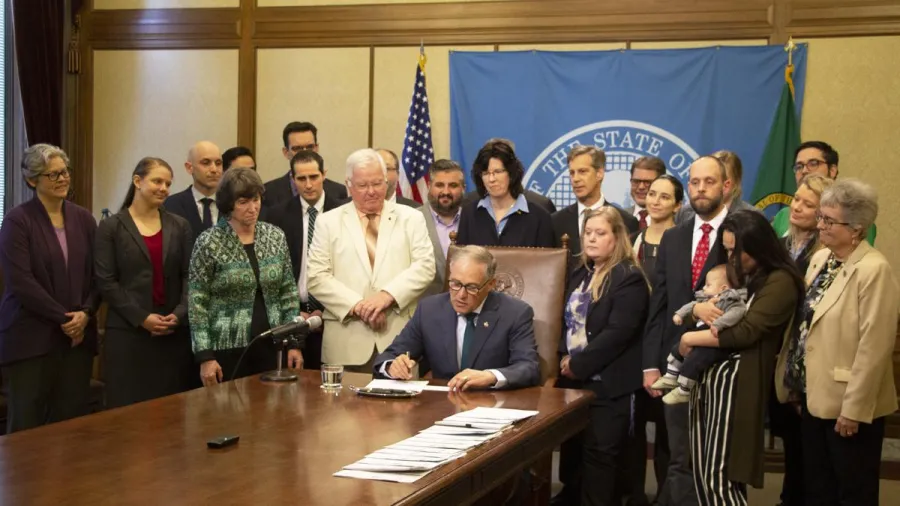 signing.jpg