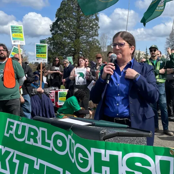 Lisa Parshley speaking at the WFSE rally